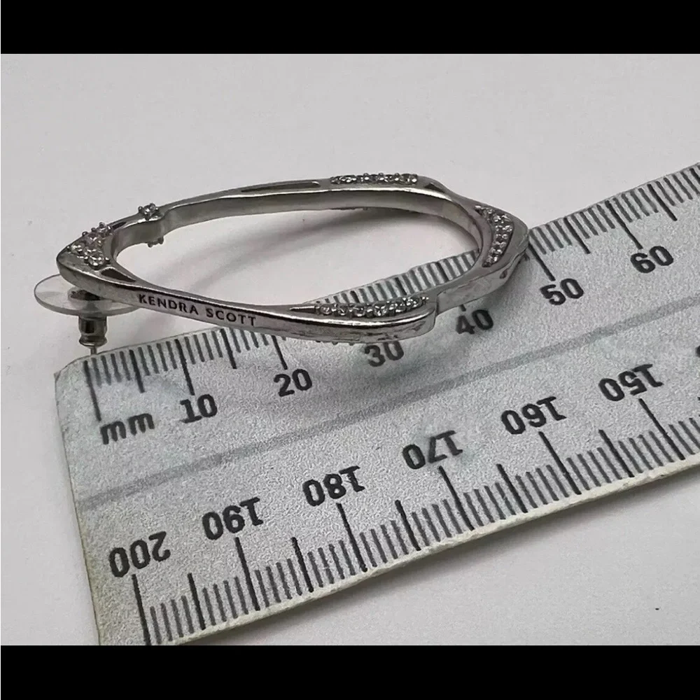 Kendra Scott "Livi" Frontal Silver Plated Crystal Drop Earrings RARE - Picture 3 of 9